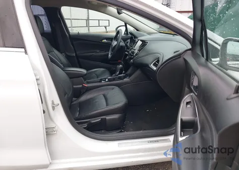 2016 Chevrolet Cruze Premier Auto z USA, uszkodzony, nr VIN 1G1BG5SM8G7324633